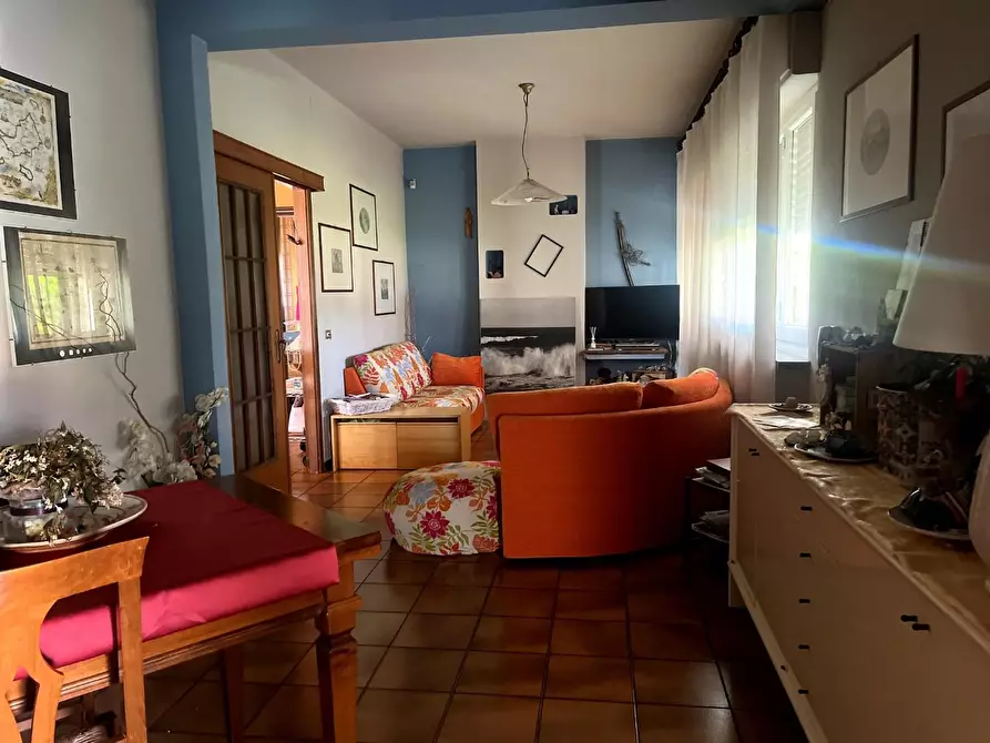 Immagine 4 di Villa in vendita  a Seravezza