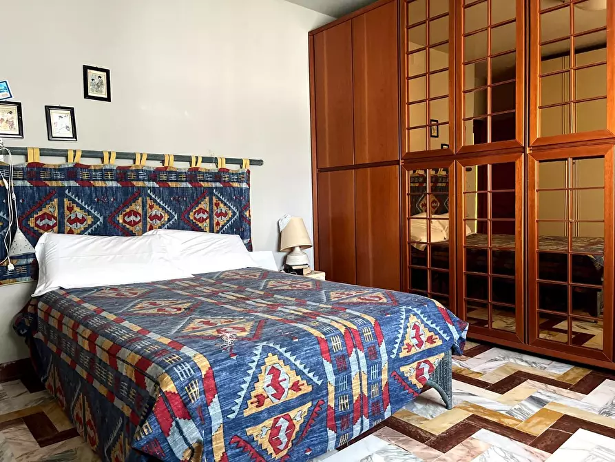 Immagine 19 di Villa in vendita  a Seravezza