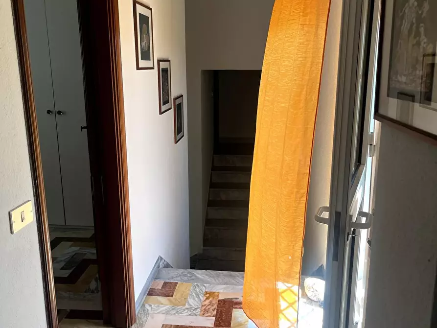 Immagine 8 di Villa in vendita  a Seravezza