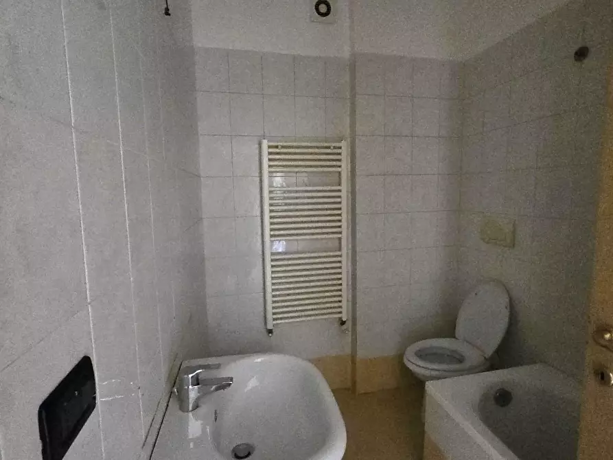 Immagine 10 di Appartamento in vendita  a Colle Di Val D'elsa