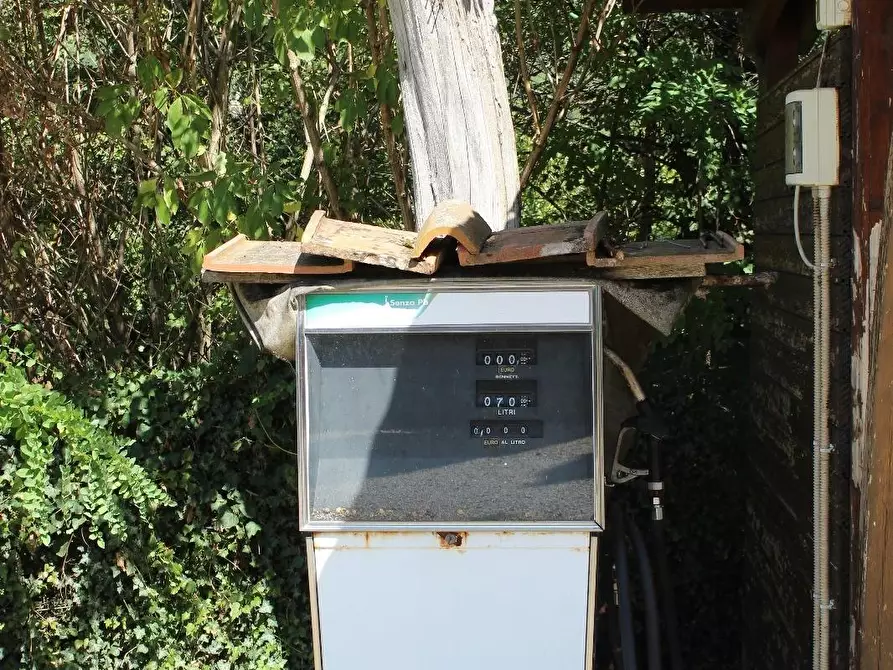 Immagine 12 di Villa in vendita  a Vicchio