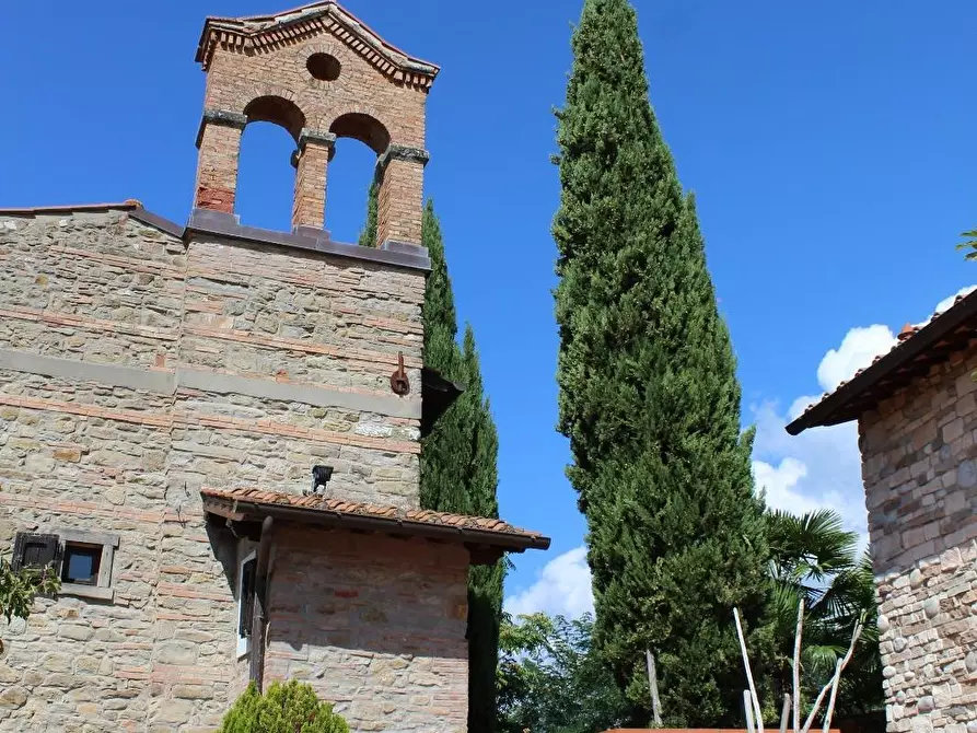 Immagine 11 di Villa in vendita  a Vicchio