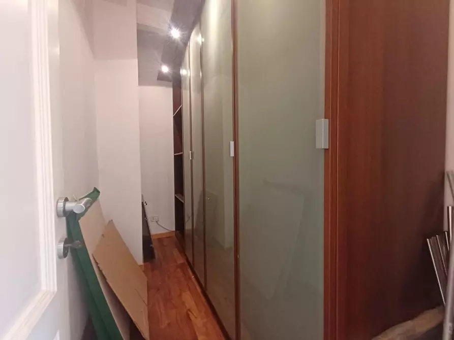 Immagine 32 di Appartamento in vendita  a Siena