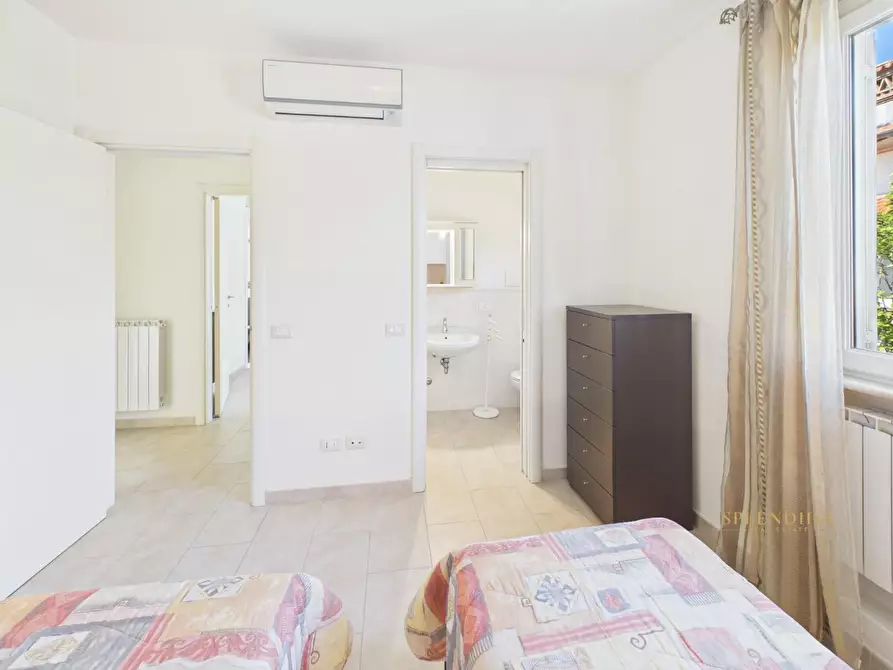 Immagine 31 di Villa in affitto  a Forte Dei Marmi