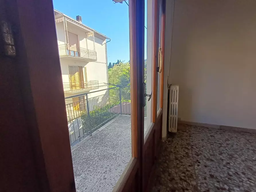 Immagine 8 di Appartamento in vendita  a Siena