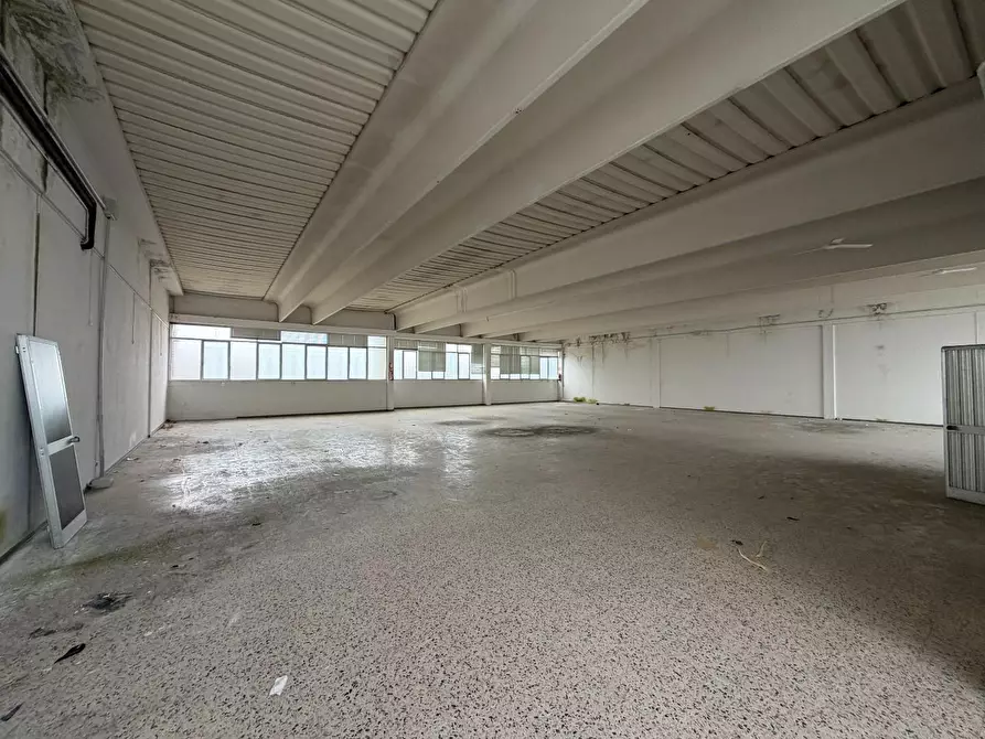 Immagine 18 di Capannone industriale in vendita  a Empoli
