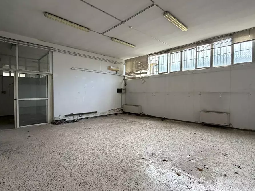 Immagine 12 di Capannone industriale in vendita  a Empoli