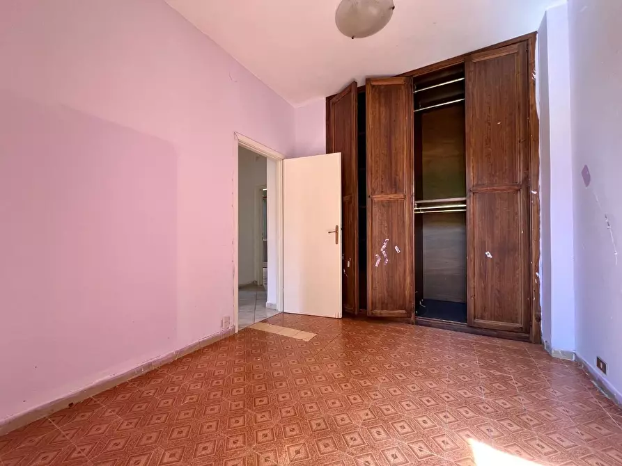 Immagine 17 di Appartamento in vendita  a Massa