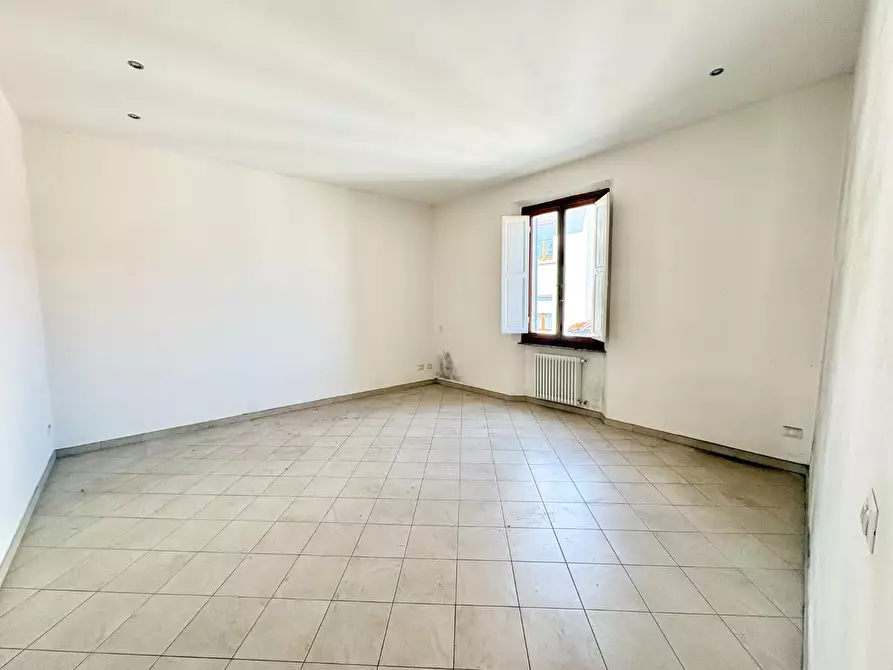 Immagine 2 di Appartamento in vendita  a Empoli