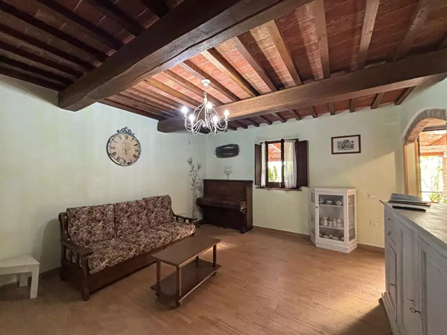 Immagine 37 di Villa in vendita  a Palaia