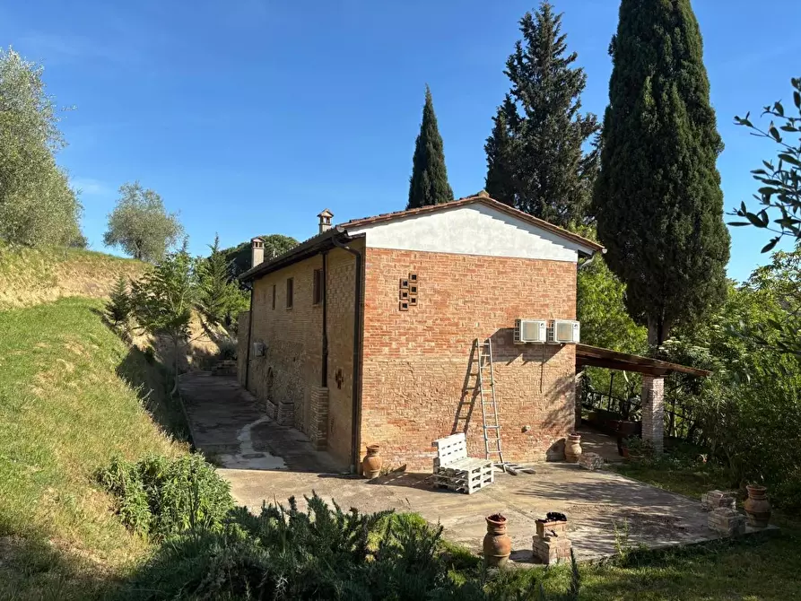 Immagine 18 di Villa in vendita  a Palaia