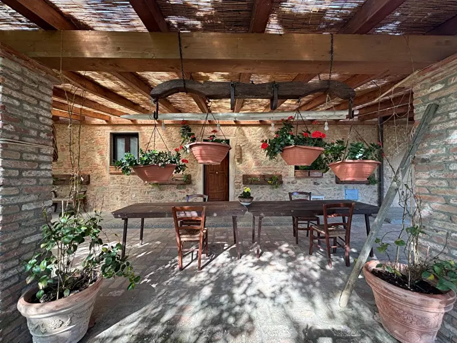 Immagine 28 di Villa in vendita  a Palaia