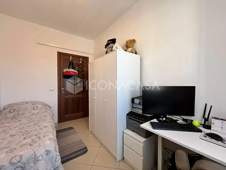 Immagine 11 di Appartamento in vendita  a Pontedera