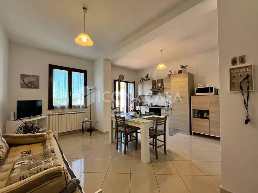 Immagine 1 di Appartamento in vendita  a Pontedera