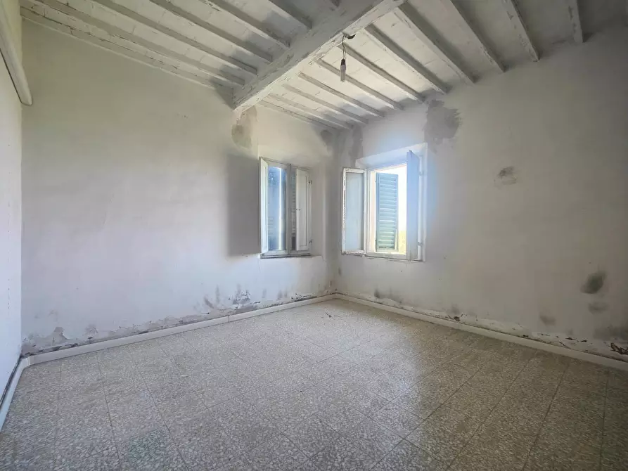 Immagine 10 di Villa in vendita  a Empoli