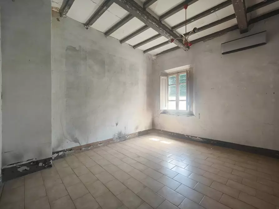 Immagine 7 di Villa in vendita  a Empoli