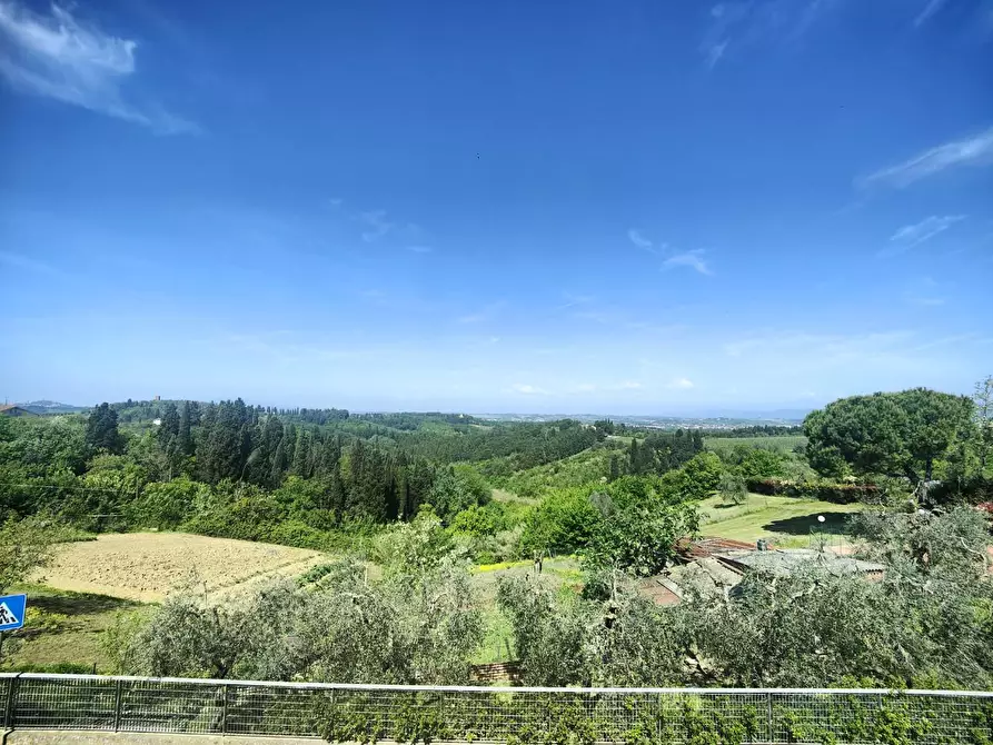 Immagine 1 di Villa in vendita  a Empoli