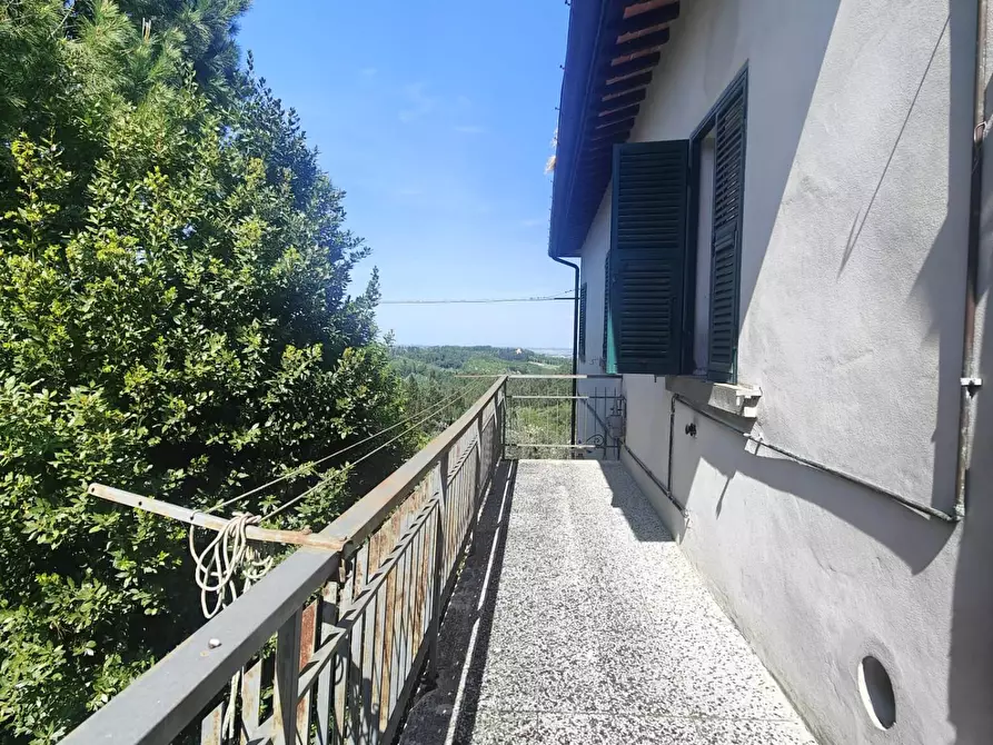 Immagine 9 di Villa in vendita  a Empoli