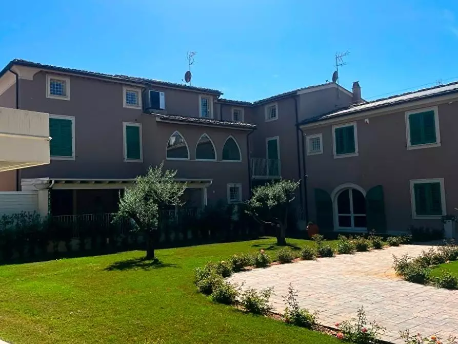 Immagine 5 di Appartamento in vendita  a Cascina