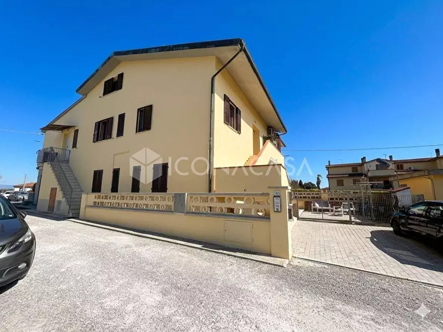Immagine 9 di Appartamento in vendita  a Montopoli In Val D'arno