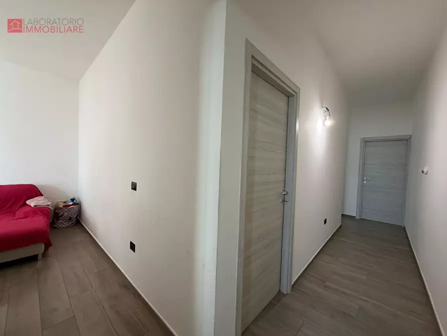 Immagine 14 di Appartamento in vendita  a Leverano
