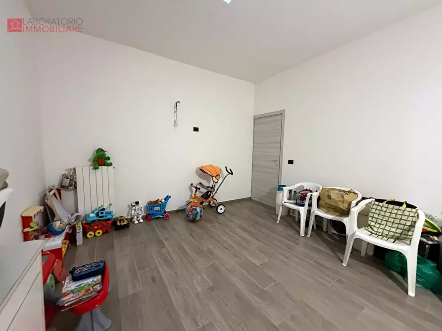 Immagine 18 di Appartamento in vendita  a Leverano