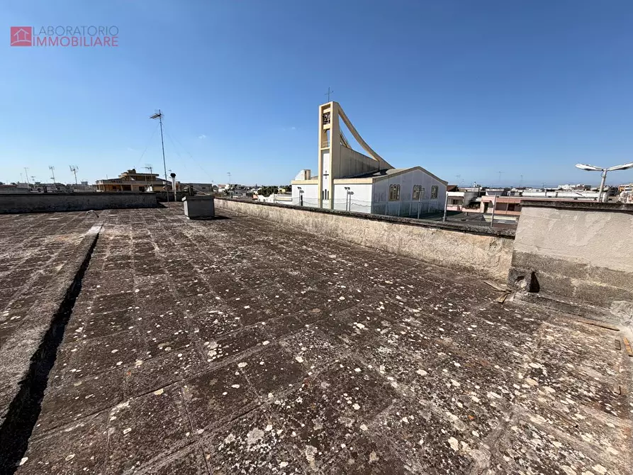Immagine 33 di Appartamento in vendita  a Leverano