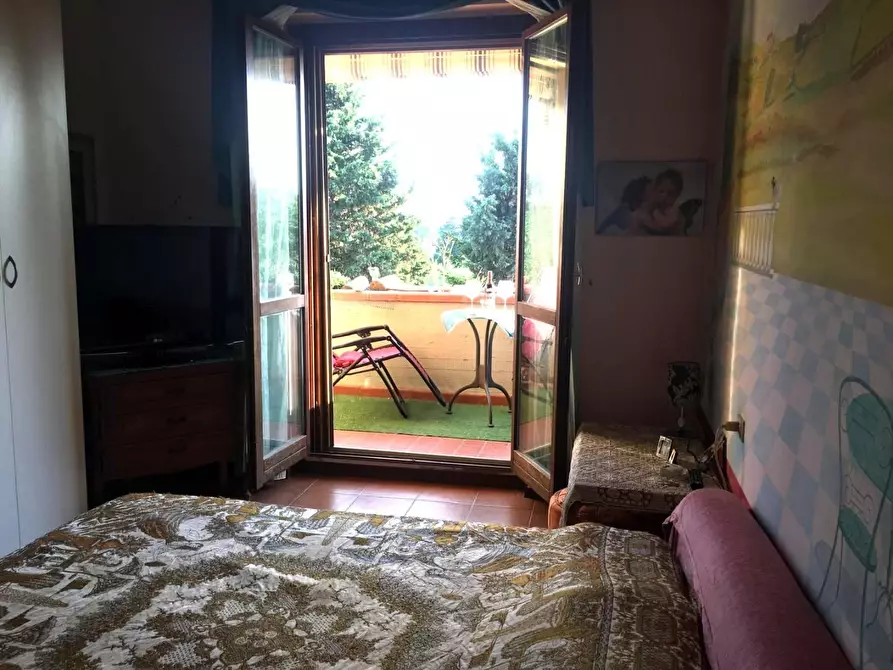 Immagine 13 di Villetta a schiera in vendita  a Lastra A Signa