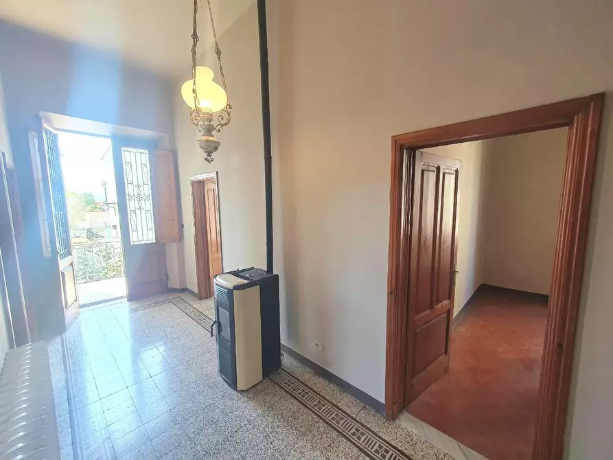 Immagine 15 di Villa in vendita  a Lucca