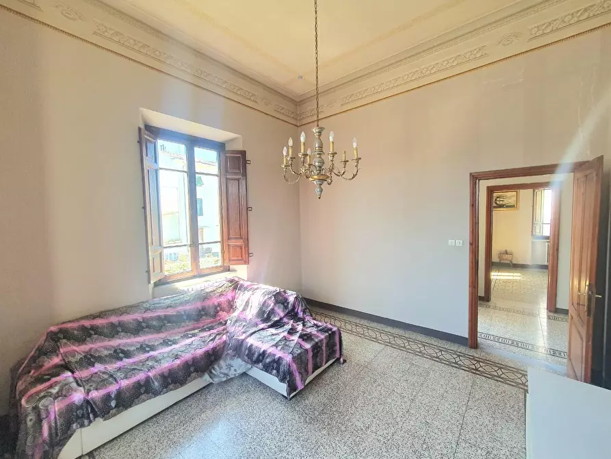 Immagine 11 di Villa in vendita  a Lucca