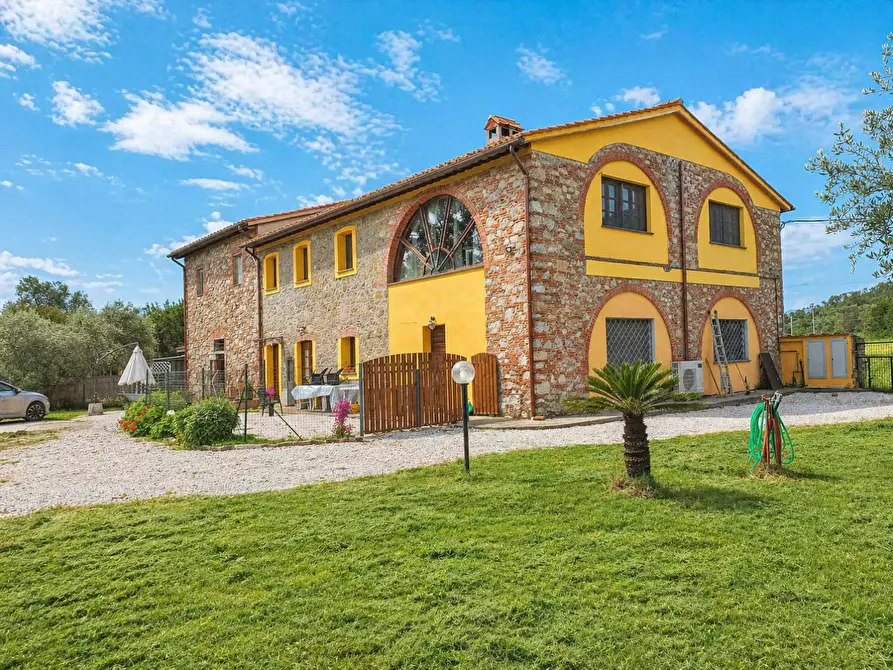Immagine 1 di Rustico / casale in vendita  a San Giuliano Terme