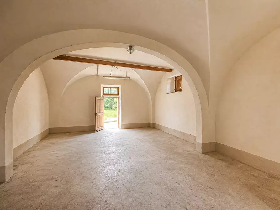 Immagine 7 di Rustico / casale in vendita  a San Giuliano Terme