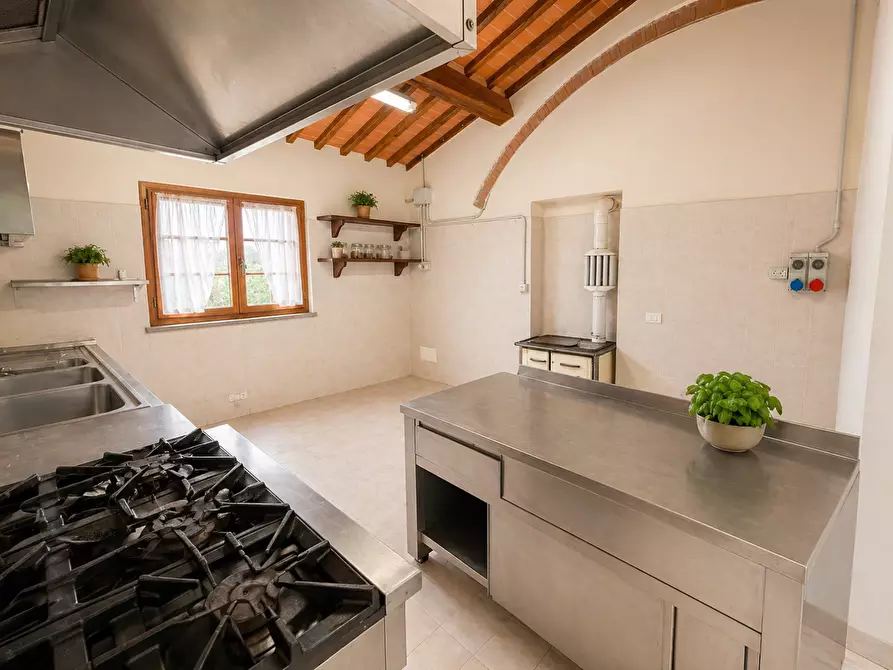 Immagine 10 di Rustico / casale in vendita  a San Giuliano Terme