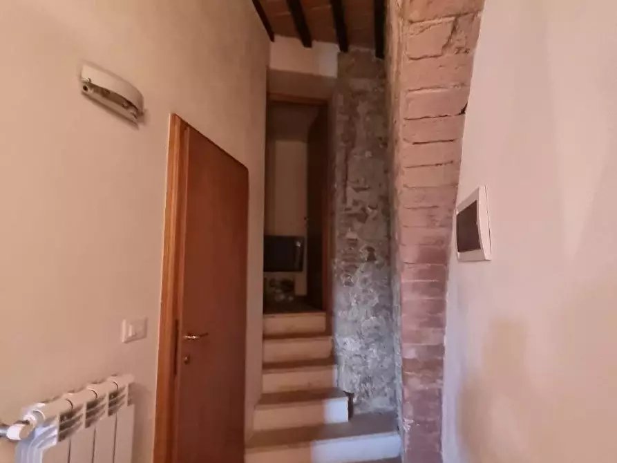 Immagine 3 di Ufficio in vendita  a Colle Di Val D'elsa