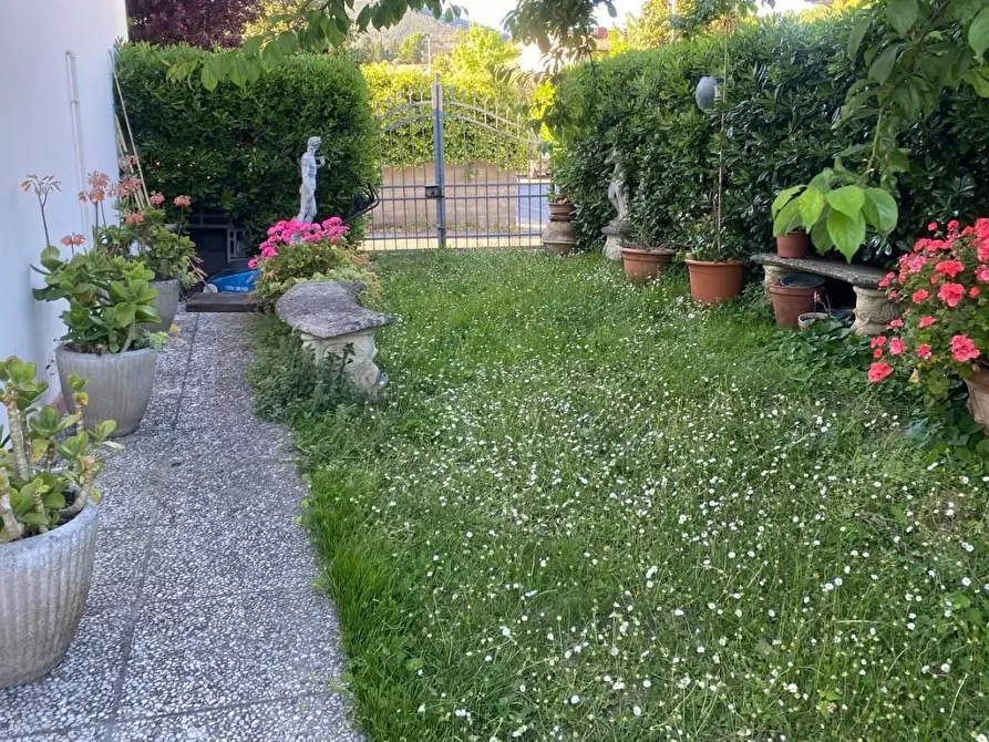Immagine 1 di Casa bifamiliare in vendita  a Vicopisano