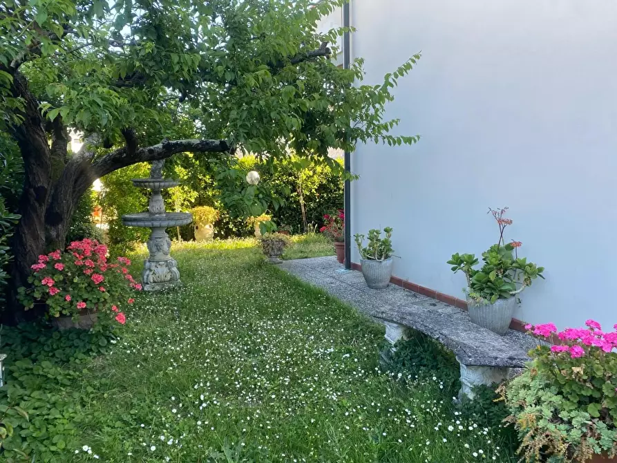 Immagine 20 di Casa bifamiliare in vendita  a Vicopisano
