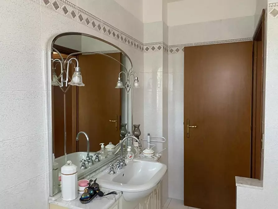 Immagine 18 di Casa bifamiliare in vendita  a Vicopisano