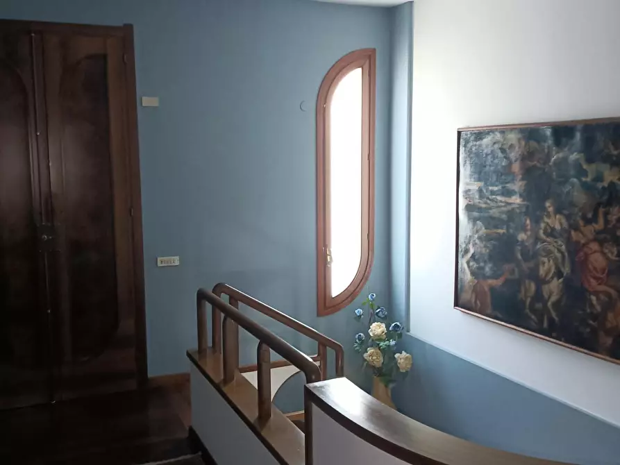 Immagine 3 di Villa in vendita  a Vinci