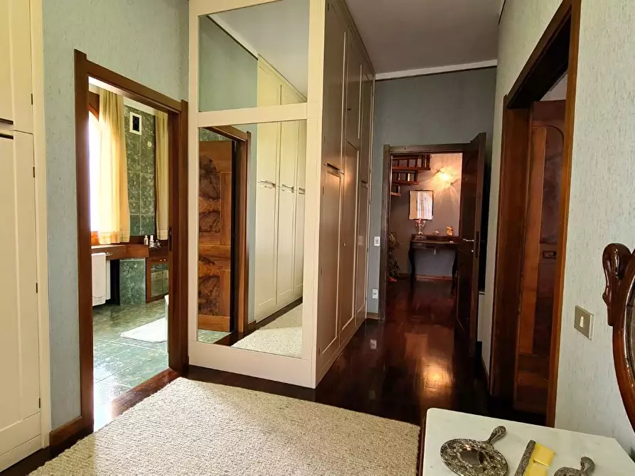 Immagine 17 di Villa in vendita  a Vinci