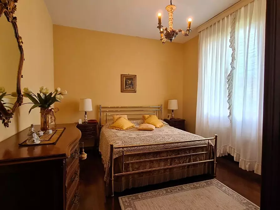 Immagine 10 di Villa in vendita  a Vinci