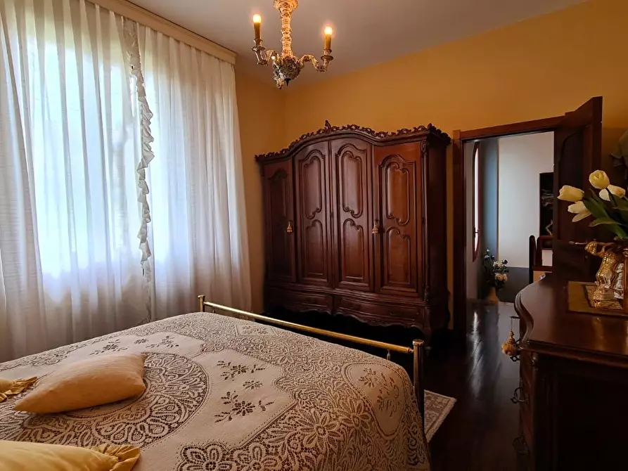 Immagine 12 di Villa in vendita  a Vinci