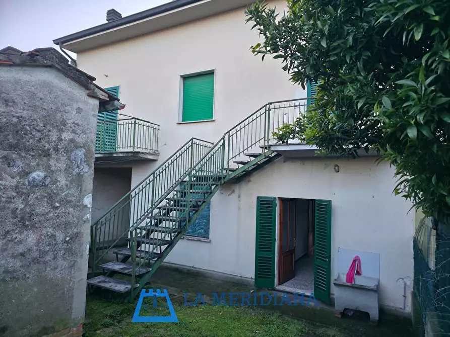 Immagine 1 di Terratetto in vendita  a Larciano