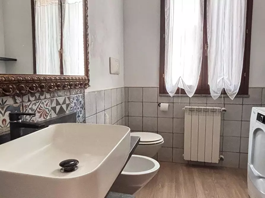 Immagine 25 di Appartamento in vendita  a Cascina