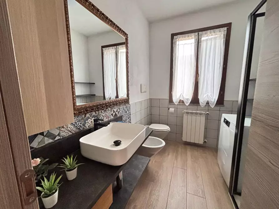 Immagine 20 di Appartamento in vendita  a Cascina