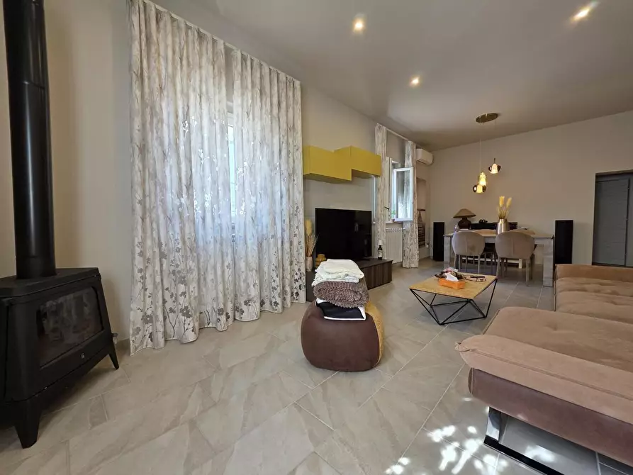 Immagine 13 di Villa in vendita  a Casciana Terme Lari