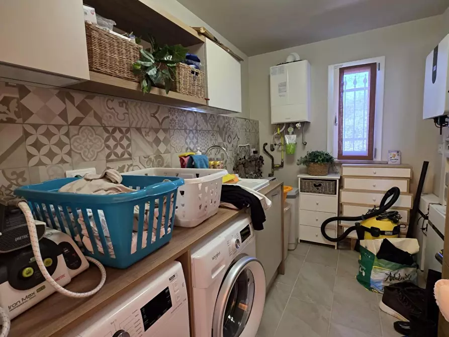 Immagine 41 di Villa in vendita  a Casciana Terme Lari