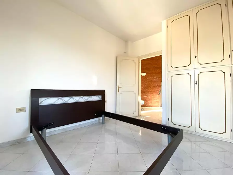 Immagine 15 di Appartamento in vendita  a Massa