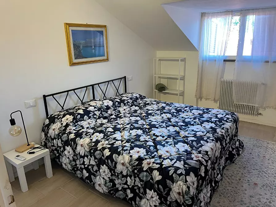 Immagine 10 di Appartamento in vendita  a Massa