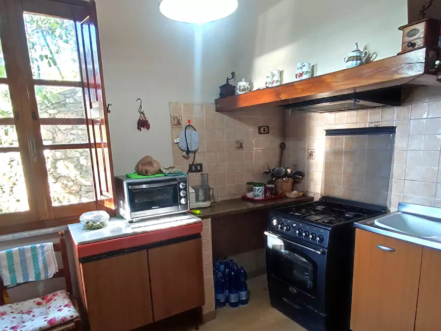Immagine 17 di Casa indipendente in vendita  a Pietrasanta