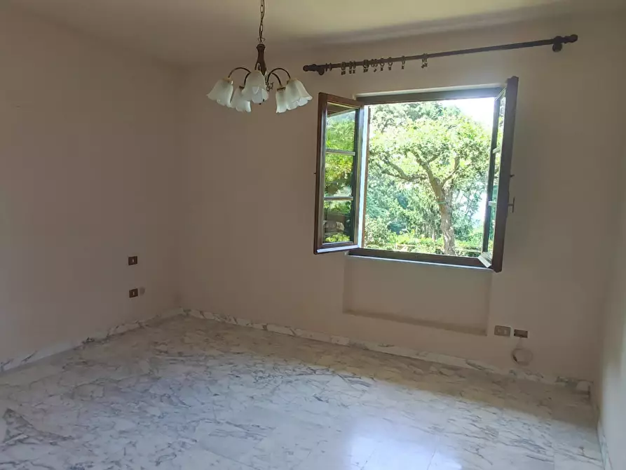 Immagine 11 di Casa indipendente in vendita  a Pietrasanta